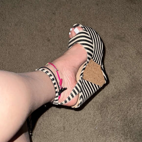 Beautiful - Picture 11 of 12